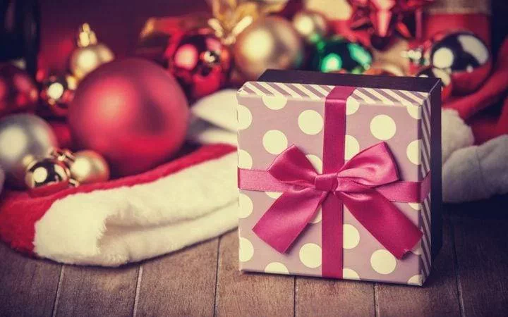 Cadeaux Noël jpg Cadeaux Noël jpg
