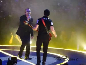 U2 Bercy 12.2015 jpg U2 - Bercy - 12.2015 - Bono