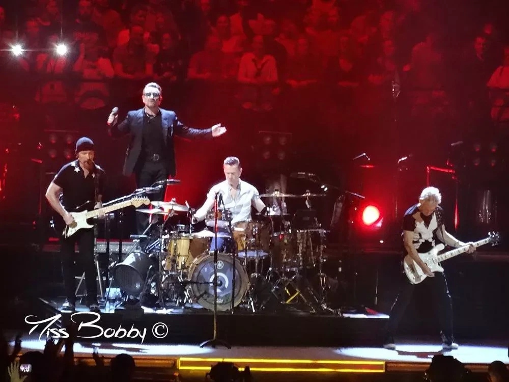 U2 Bercy 12.2015 2 jpg U2 - Bercy - 12.2015 - Paris